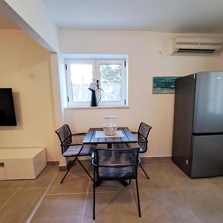 Apartments Ivanka Supetar Extérieur photo