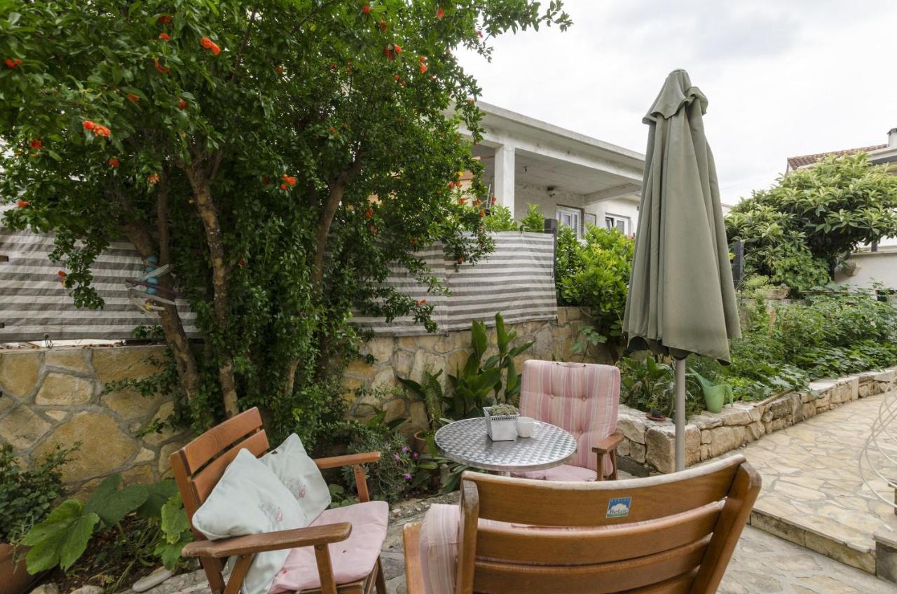 Apartments Ivanka Supetar Extérieur photo